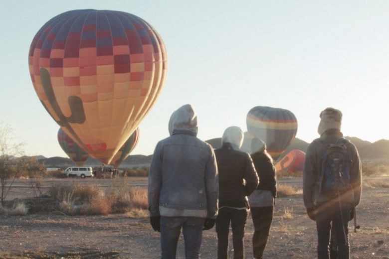 アリゾナ州ケアフリーへの家族旅行、気球やバギーで大移動